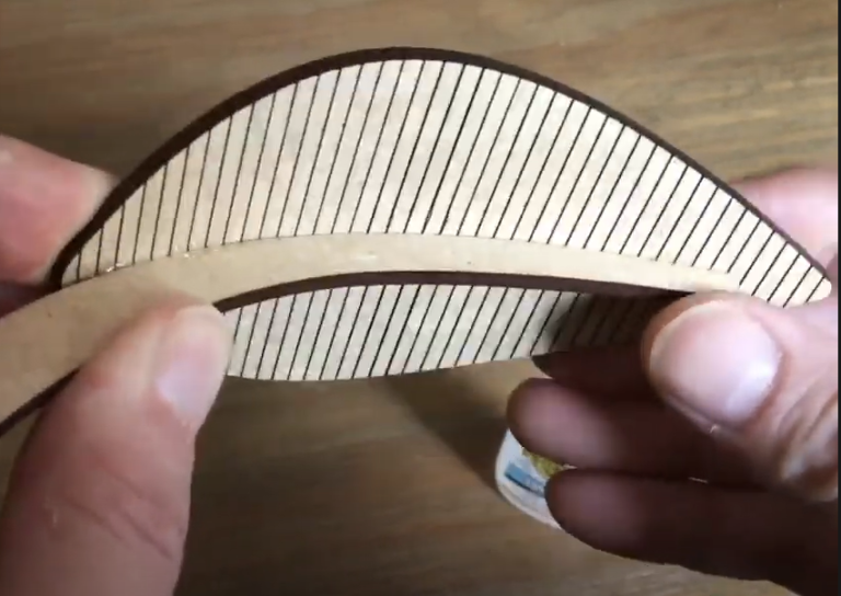 Bending wood without living hinges