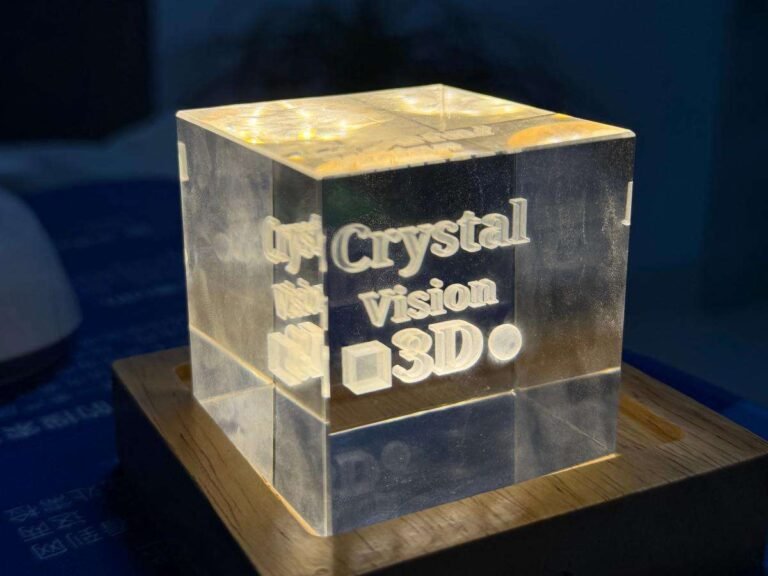 How to Create Stunning Images Inside a Glass Cube